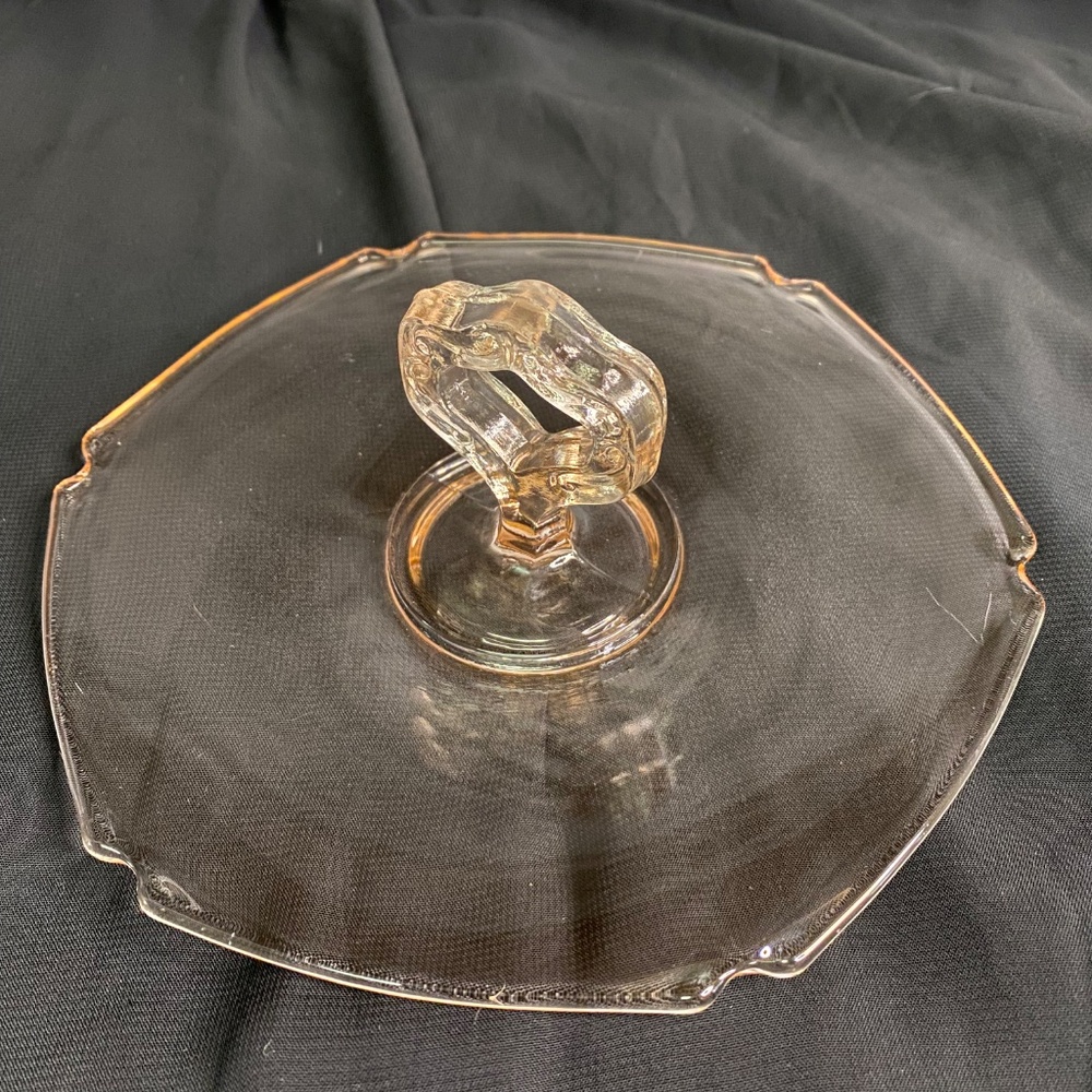 * Pink Depression Glass center-handled candy or bonbon dish 7" Vintage 1930's